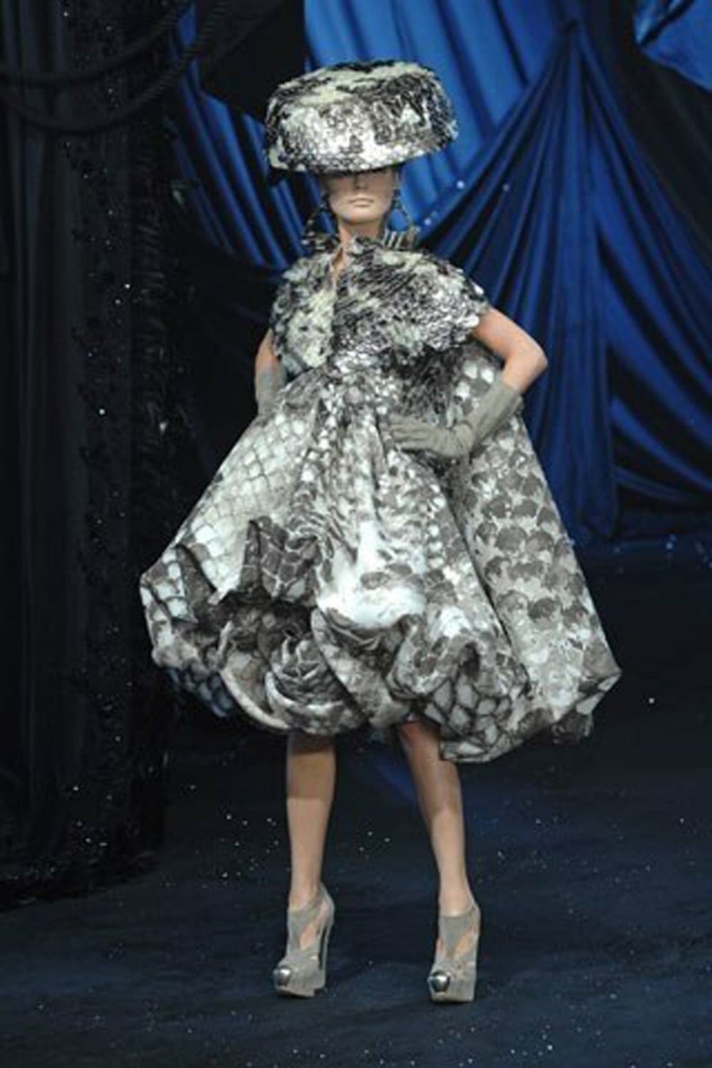 CHRISTIAN DIOR HAUTE COUTURE SPRING-SUMMER 2008 - RUNWAY MAGAZINE ...