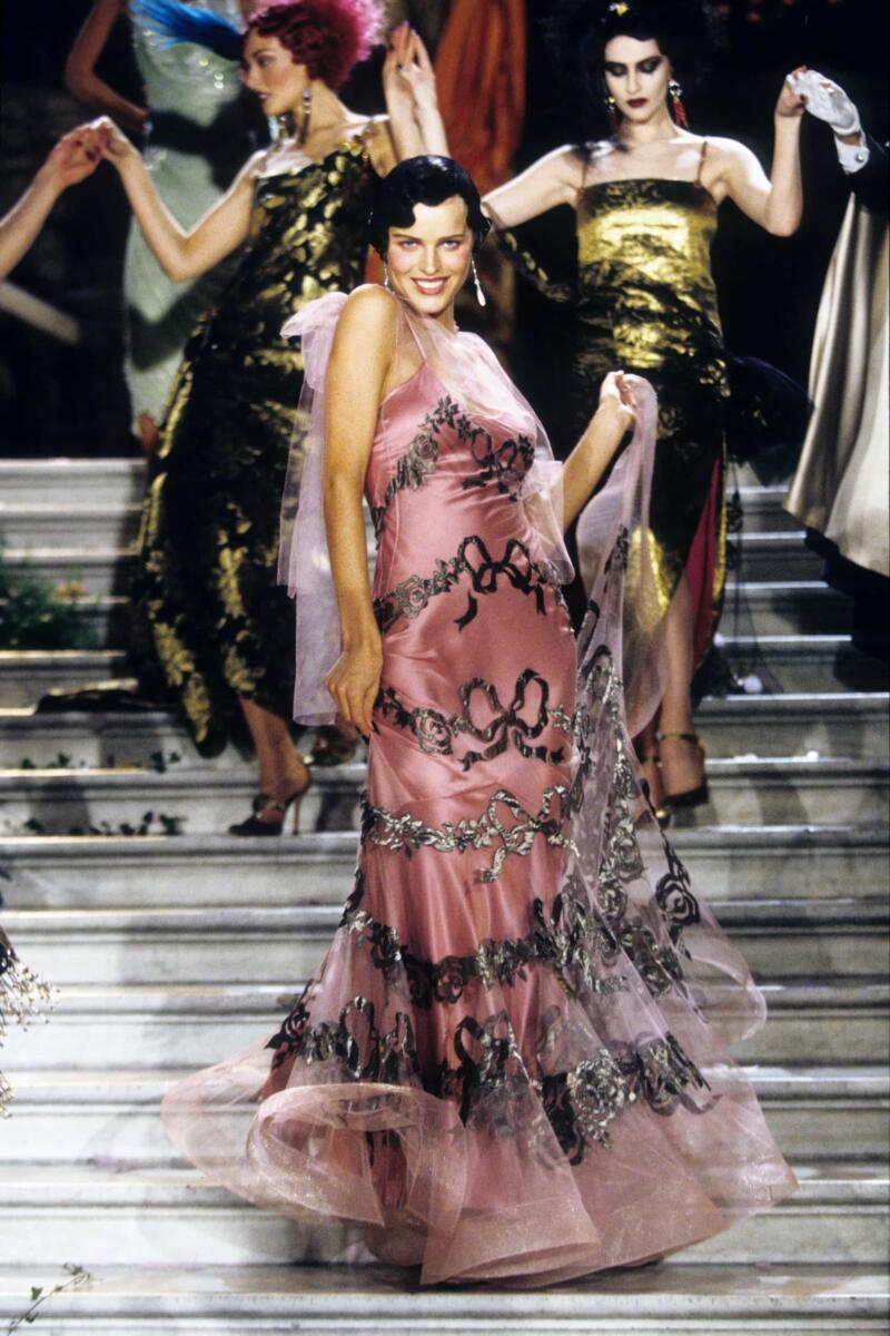 CHRISTIAN DIOR HAUTE COUTURE SPRING-SUMMER 1998 - RUNWAY MAGAZINE ...