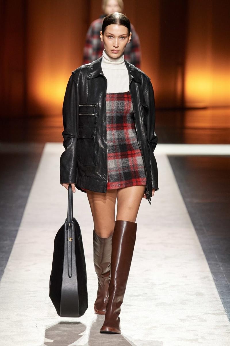 Tod’s Fall-Winter 2020-2021 Milan - RUNWAY MAGAZINE ® Collections