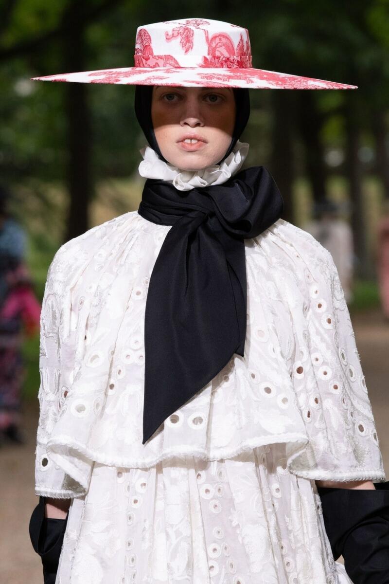 Erdem Spring Summer 2020 London - RUNWAY MAGAZINE ® Collections