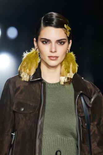 Tom Ford Fall-Winter 2020-2021 Los Angeles - RUNWAY MAGAZINE ® Collections